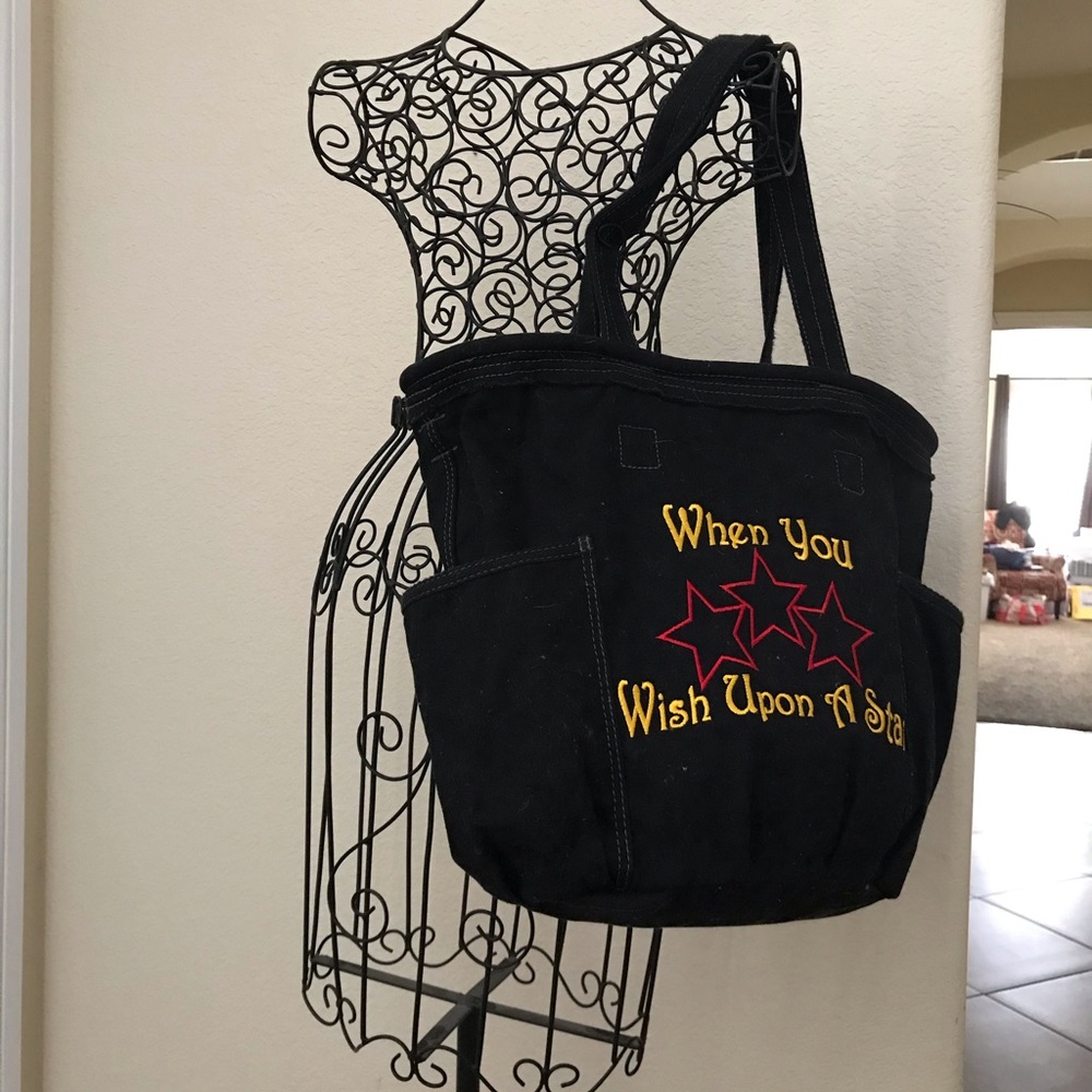 Tote bag